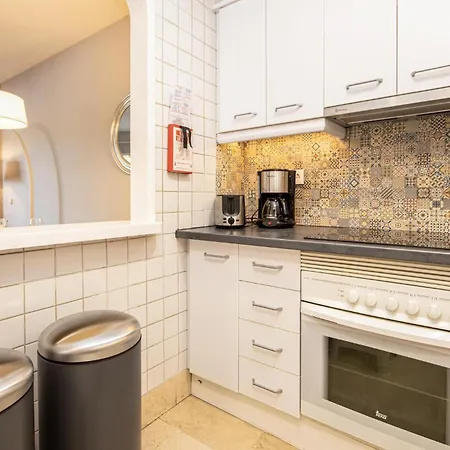 2 Bedroom Awesome In *